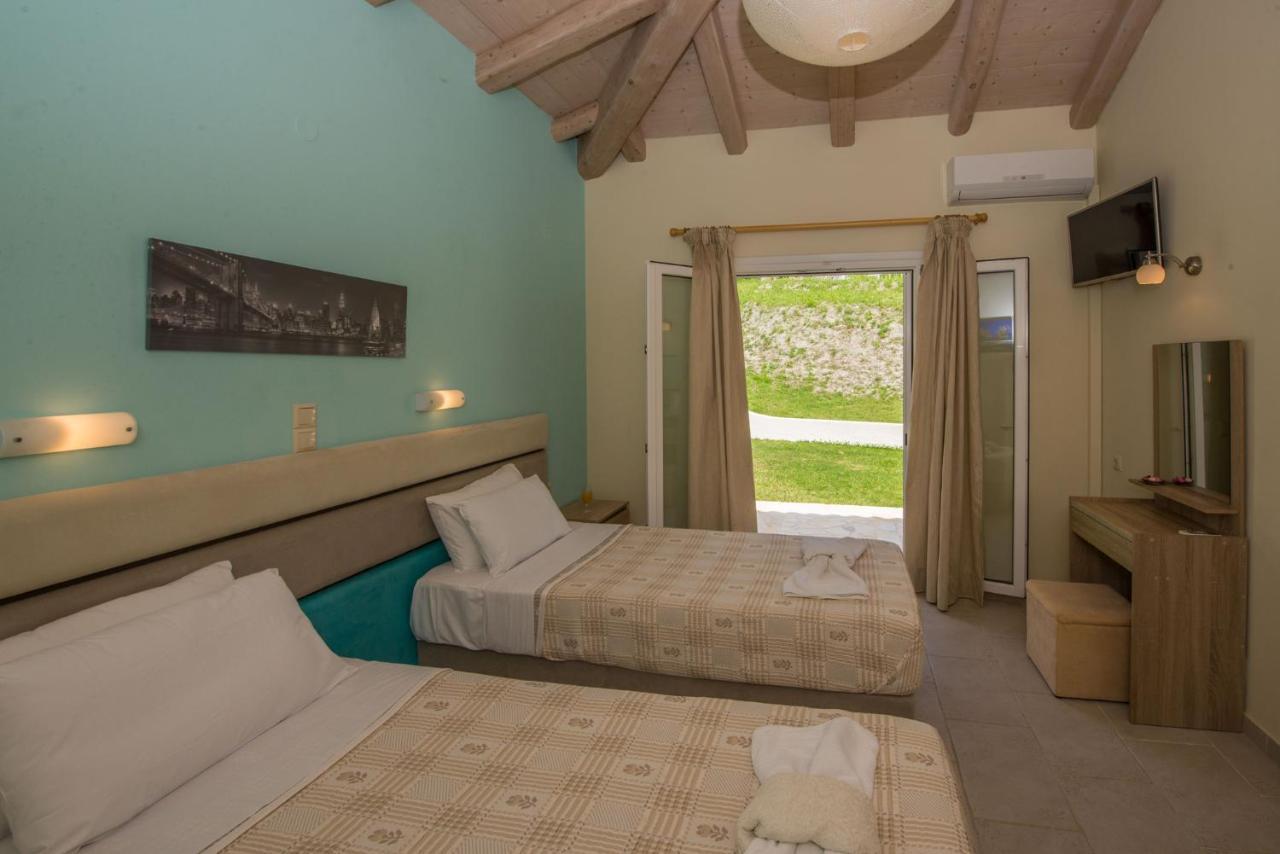 Villas Porto Kamini Afionas Corfu ภายนอก รูปภาพ
