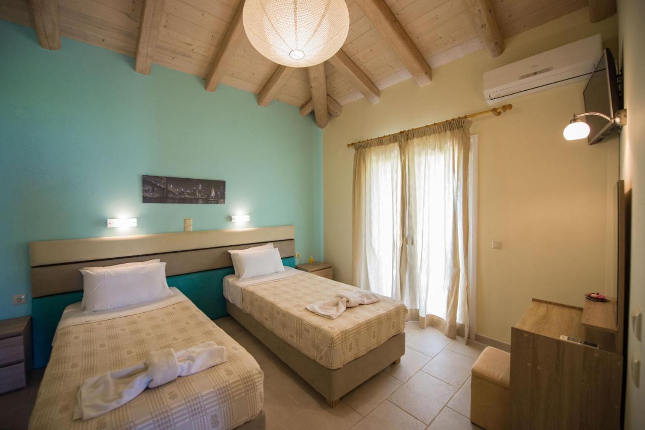 Villas Porto Kamini Afionas Corfu ภายนอก รูปภาพ
