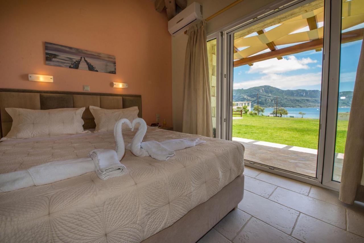 Villas Porto Kamini Afionas Corfu ภายนอก รูปภาพ